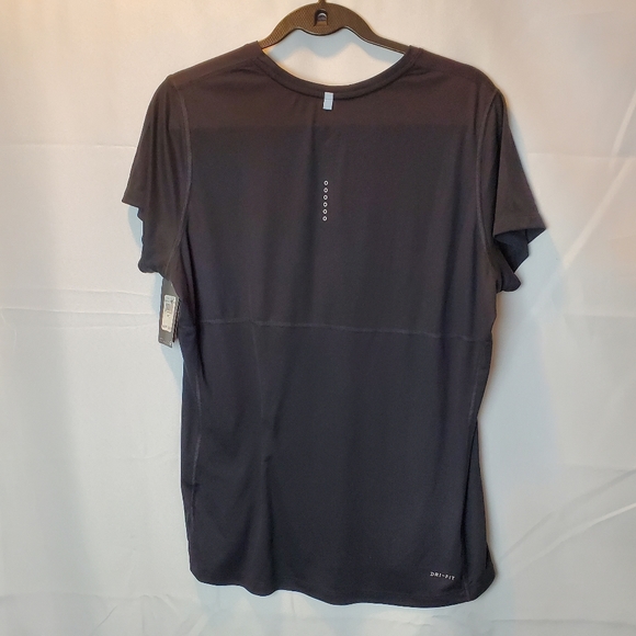 3/$15🖤 Nike Miler Dri-Fit Running Shirt XL Black Reflective Crewneck - Picture 4 of 6